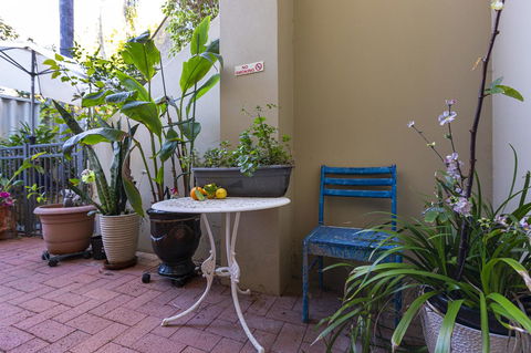 Como Executive Apartment - Darwin Holiday 11