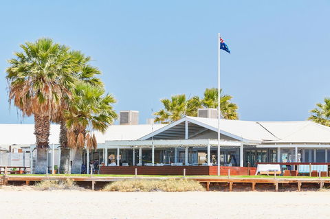 RAC Monkey Mia Dolphin Resort - Darwin Holiday 16