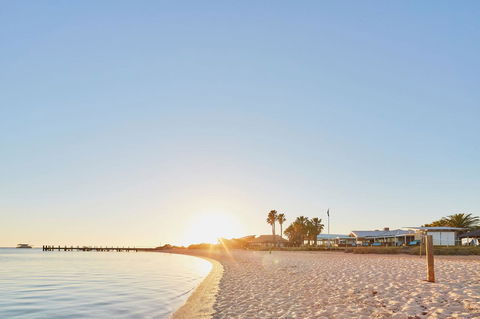 RAC Monkey Mia Dolphin Resort - Darwin Holiday 12