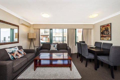 Subiaco Village 18 - Darwin Holiday 0