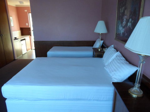 Clifton Motel & Grittleton Lodge - Darwin Holiday 18