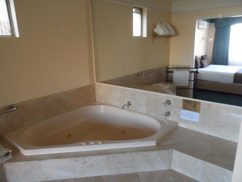 Clifton Motel & Grittleton Lodge - Darwin Holiday 28