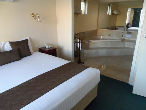 Clifton Motel & Grittleton Lodge - Darwin Holiday 27