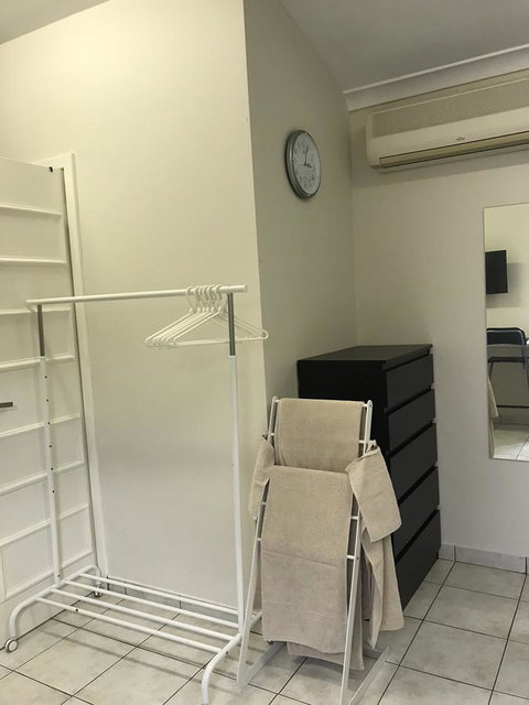 Susan Yong's Studio - Darwin Holiday 16