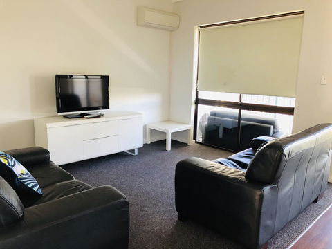 West Beach Lagoon 213 - Corner Unit! - Darwin Holiday 3