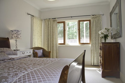 Park Farm Retreat - Darwin Holiday 10