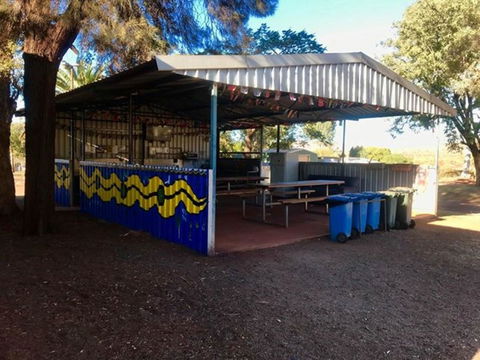 Tom Price Tourist Park - Darwin Holiday 2