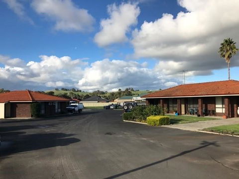 Donnybrook Motel - Darwin Holiday 1