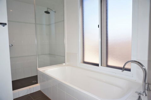 Osprey Holiday Village Unit 104 - Darwin Holiday 10
