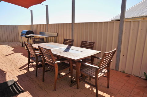 Osprey Holiday Village Unit 104 - Darwin Holiday 22