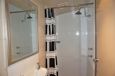 Osprey Holiday Village Unit 104 - Darwin Holiday 19