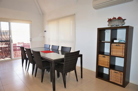 Osprey Holiday Village Unit 104 - Darwin Holiday 5