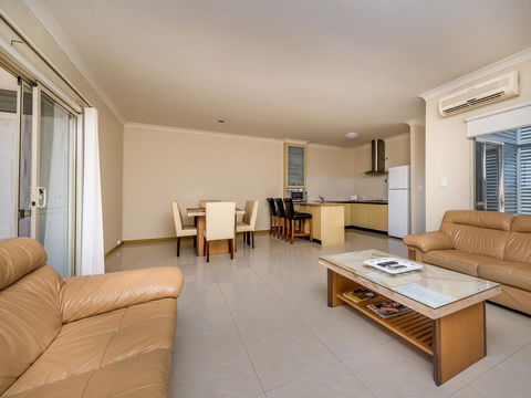 Seafront Unit 60 - Darwin Holiday 7