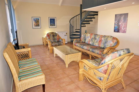 Osprey Holiday Village Unit 102 - Darwin Holiday 2