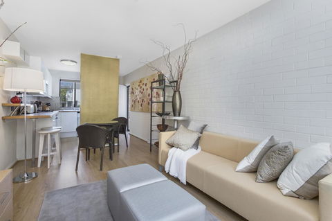 Gorgeous 26 1 Bed Designer Fitout Perfect Location - Darwin Holiday 24