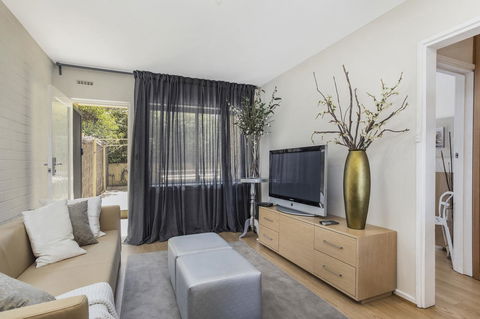 Gorgeous 26 1 Bed Designer Fitout Perfect Location - Darwin Holiday 14