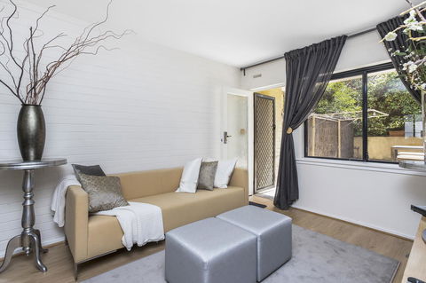 Gorgeous 26 1 Bed Designer Fitout Perfect Location - Darwin Holiday 23