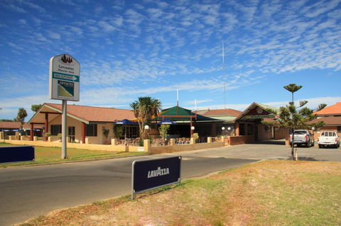 Cervantes Pinnacles Motel - Darwin Holiday 0