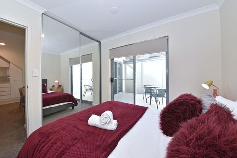 Short Stay Apartment In Perth City 1703 - Darwin Holiday 2