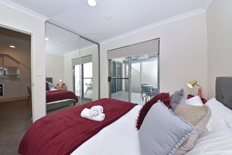 Short Stay Apartment In Perth City 1703 - Darwin Holiday 1