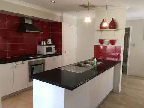 Shiraz Heights - Darwin Holiday 3