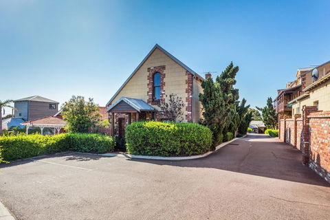 100 On South Callan Apartments - Darwin Holiday 21
