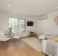 Cottesloe Beach Pines Apartment