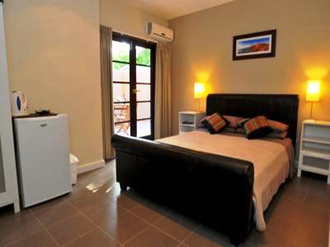 Waikiki Beach Bed And Breakfast - Darwin Holiday 9