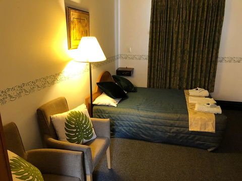 The Palace Hotel - Darwin Holiday 7