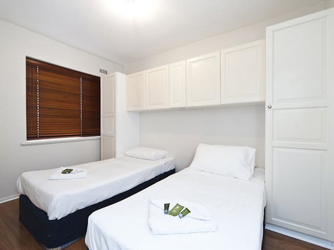 Lucy's House - Darwin Holiday 6