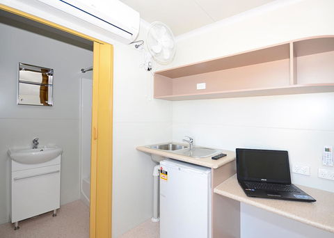 Meekatharra Accommodation Centre - Darwin Holiday 9