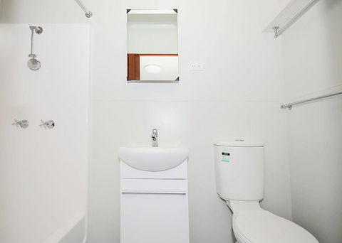 Meekatharra Accommodation Centre - Darwin Holiday 11