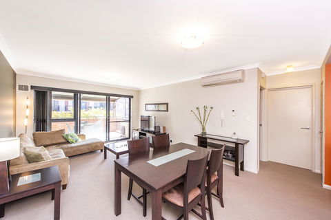 Subiaco Emporium Apartment - Darwin Holiday 26