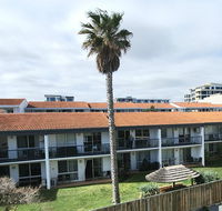 West Beach Lagoon 221  Stylish Apartment - Darwin Holiday