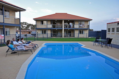 Pinnacles Edge Resort - Darwin Holiday 3