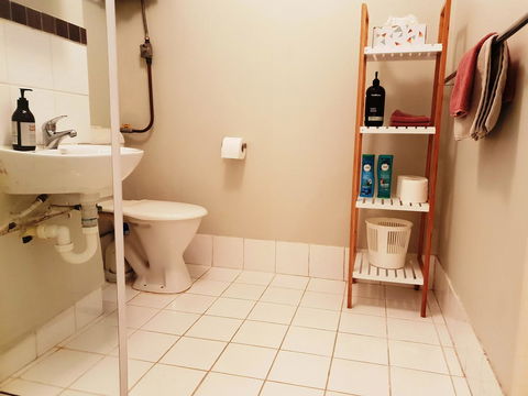 Fremantle Coastal Stay - 1 Bedroom Central Apartment - Darwin Holiday 2