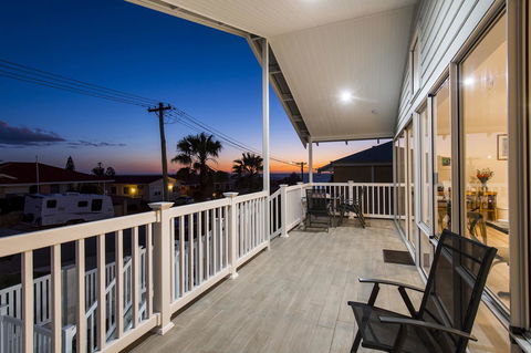 North Beach BnB - Darwin Holiday 2