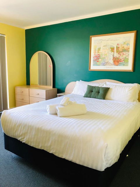 West Beach Lagoon 109 â€“ Amazing Location! - Darwin Holiday 5