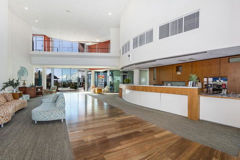 A 406 FANTASTIC OCEAN BEACH And MARINA VIEW APT - MANDURAH - Darwin Holiday 6