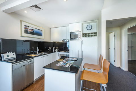 A 406 FANTASTIC OCEAN BEACH And MARINA VIEW APT - MANDURAH - Darwin Holiday 19