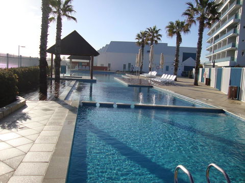 A 406 FANTASTIC OCEAN BEACH And MARINA VIEW APT - MANDURAH - Darwin Holiday 25