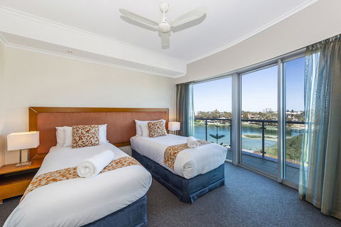 A 406 FANTASTIC OCEAN BEACH And MARINA VIEW APT - MANDURAH - Darwin Holiday 17