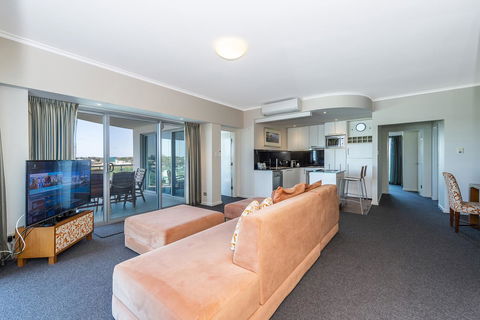 A 406 FANTASTIC OCEAN BEACH And MARINA VIEW APT - MANDURAH - Darwin Holiday 22