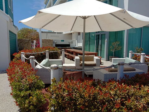 A 406 FANTASTIC OCEAN BEACH And MARINA VIEW APT - MANDURAH - Darwin Holiday 8