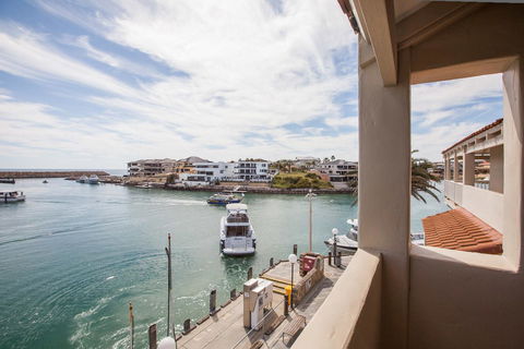 The Marina Hotel - Mindarie - Darwin Holiday 2