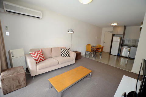 128 On The Terrace - Executive Escapes - Darwin Holiday 13