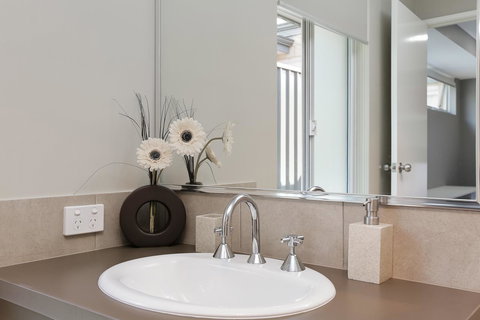 Perth Comfy Stays - Darwin Holiday 26