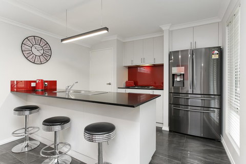 Perth Comfy Stays - Darwin Holiday 18