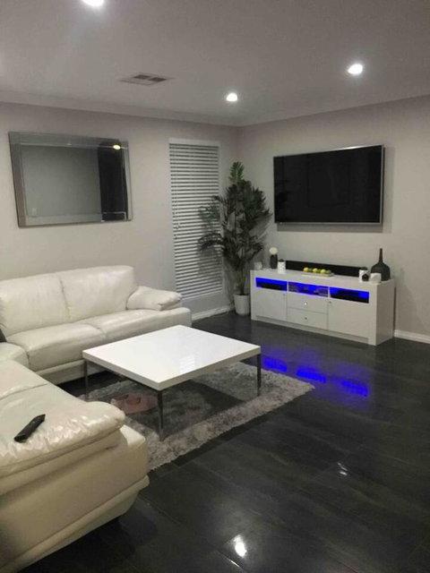 Perth Comfy Stays - Darwin Holiday 6