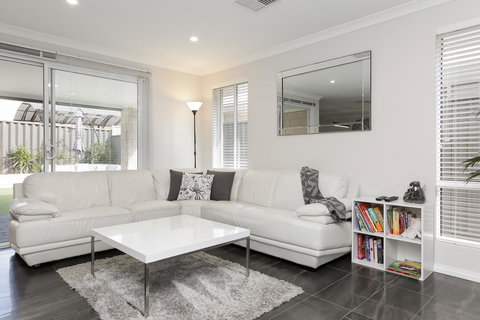 Perth Comfy Stays - Darwin Holiday 5